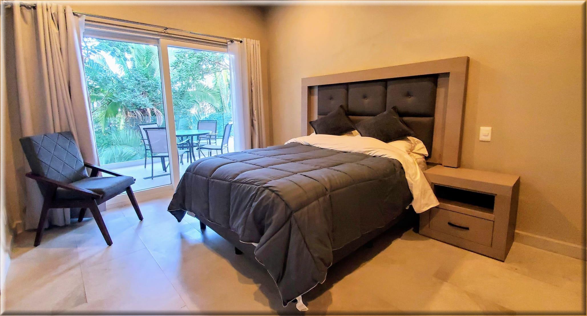 Bedroom Suite with jungle views